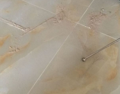 温县瓷砖空鼓维修公司分享粘合剂选择不当在瓷砖铺贴过程中可能导致以下问题